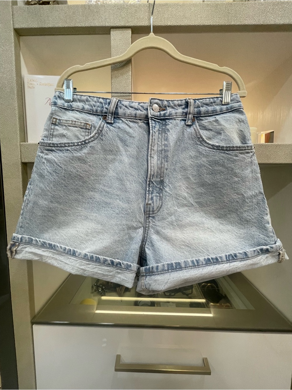 Zara Light Blue Denim Rolled-Hem Shorts Size 12